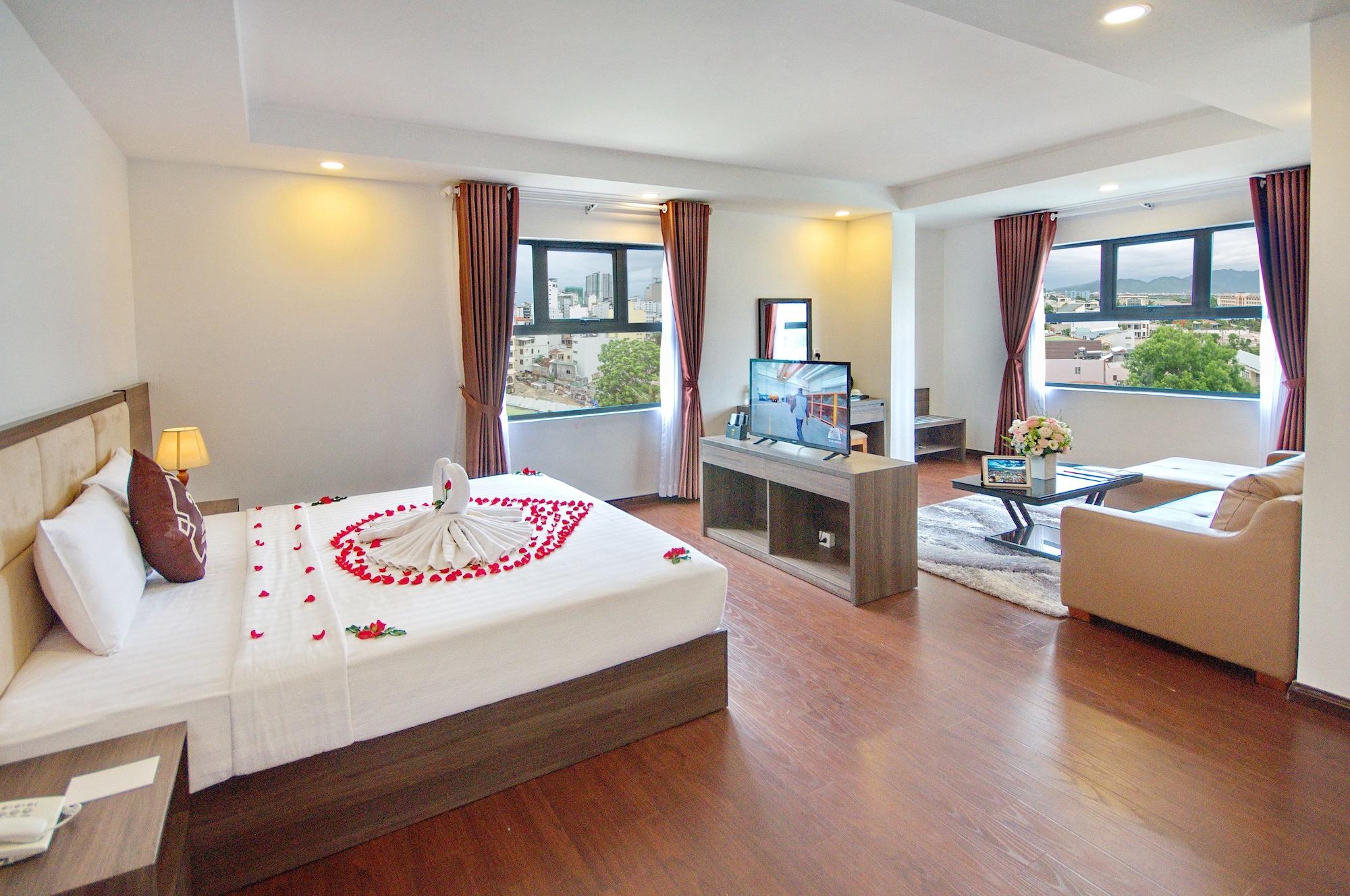 Aries Hotel Нячанг Экстерьер фото