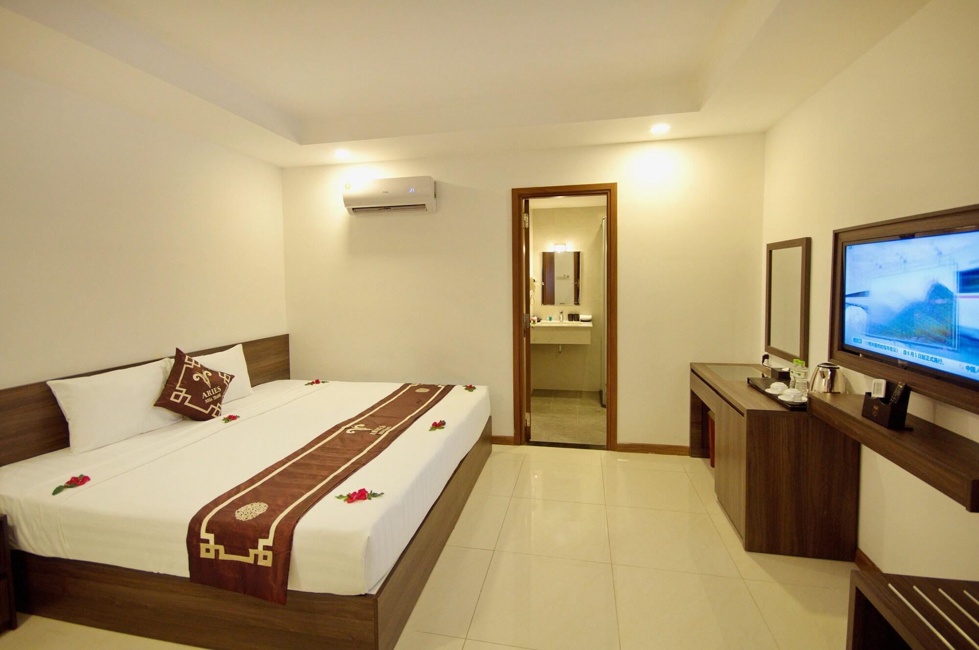 Aries Hotel Нячанг Экстерьер фото