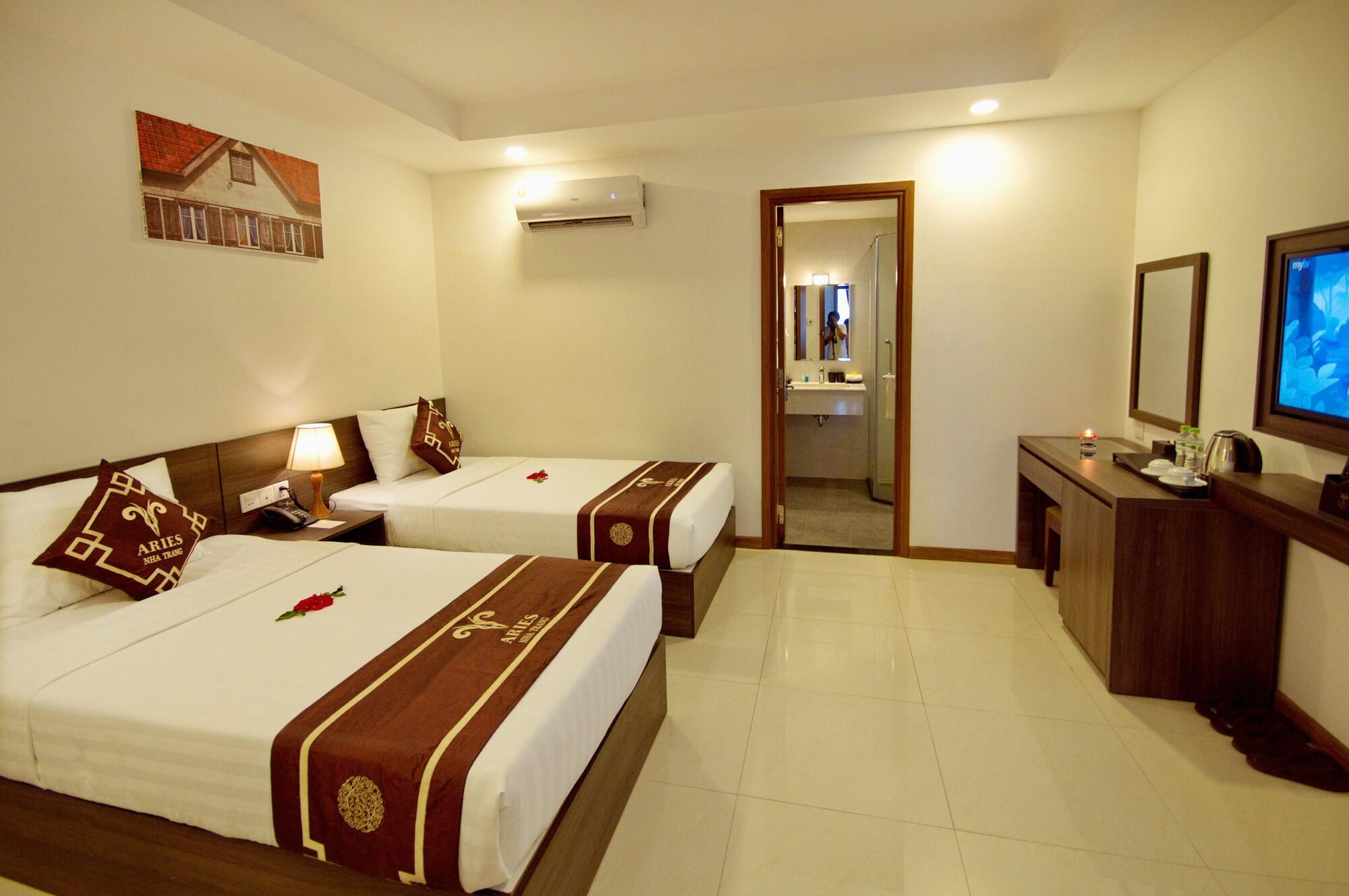 Aries Hotel Нячанг Экстерьер фото