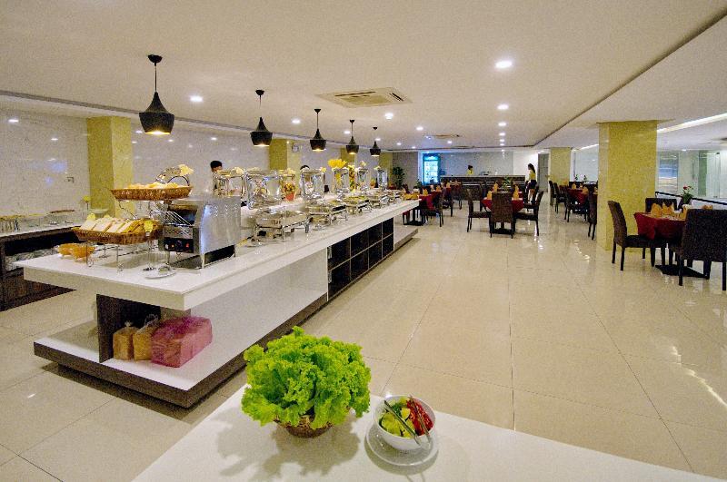 Aries Hotel Нячанг Экстерьер фото