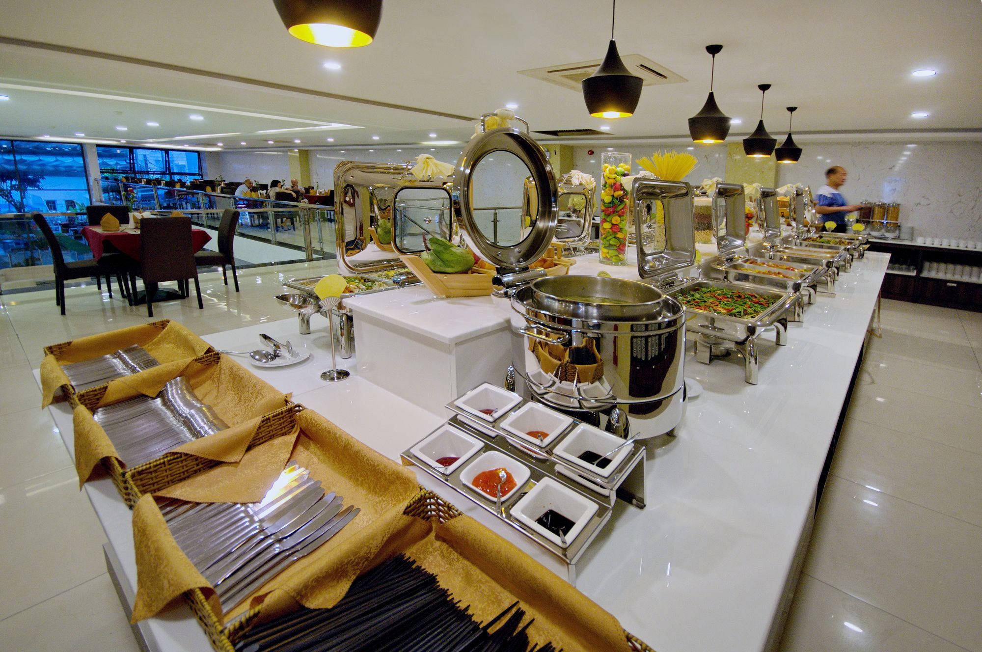 Aries Hotel Нячанг Экстерьер фото