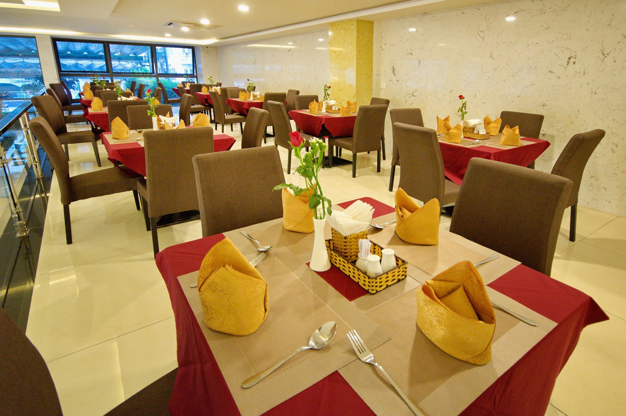 Aries Hotel Нячанг Экстерьер фото