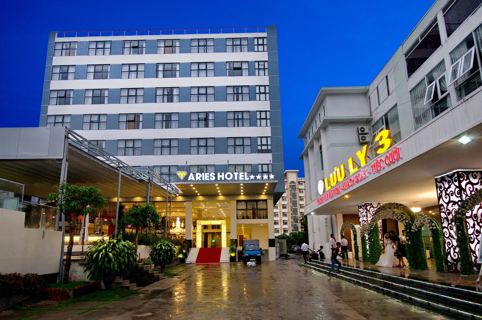 Aries Hotel Нячанг Экстерьер фото